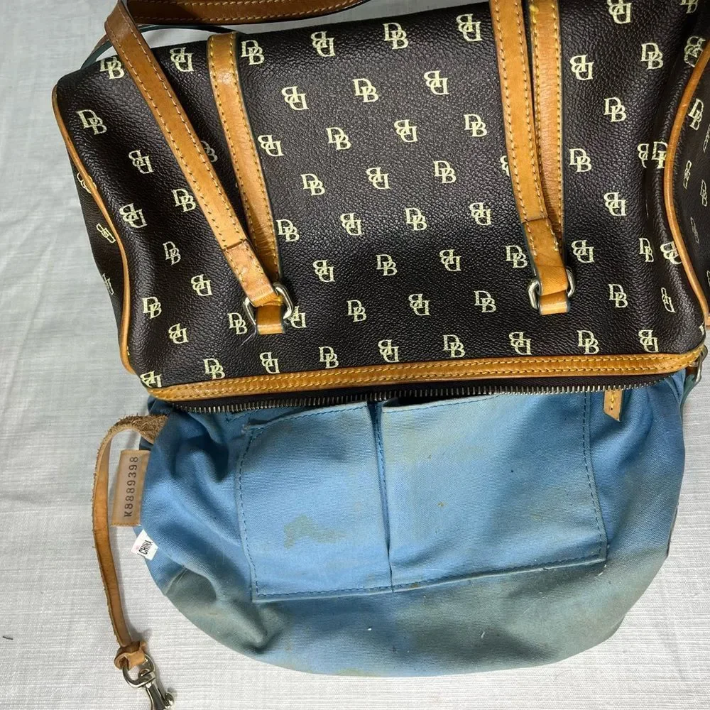 Dooney & Bourke Signature Brown Leather Barrel Bag / Purse - Picture 7 of 11